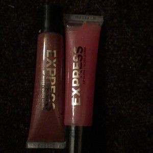Express lipgloss